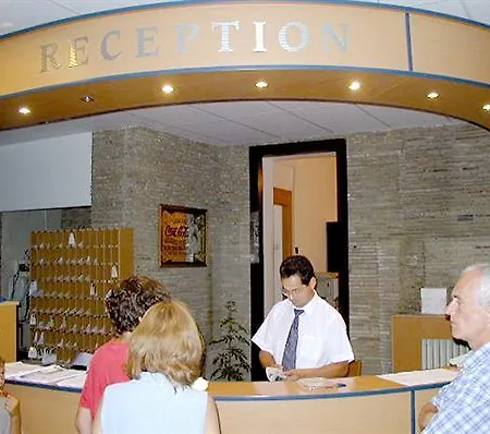 Отель Club Aliga Retro 3*