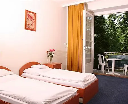 Club Aliga Retro Otel