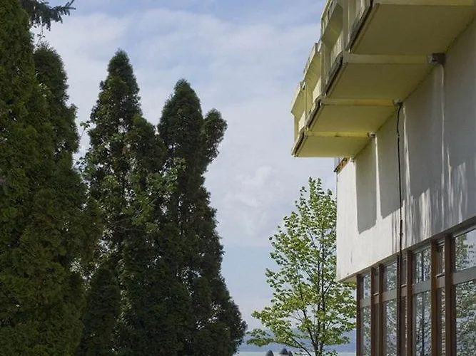 Club Aliga Retro Balatonvilágos