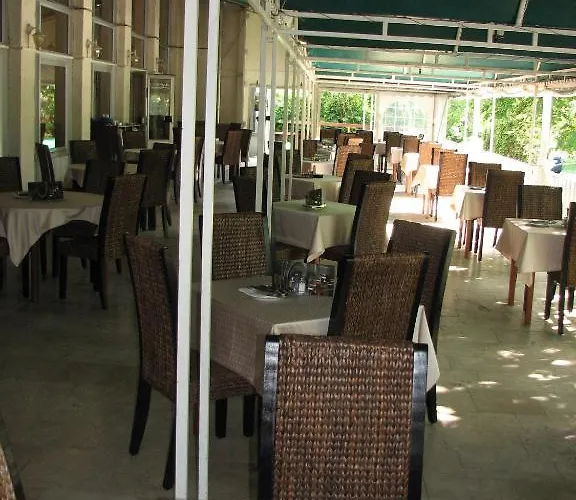 Hotel Club Aliga Retro Balatonvilágos