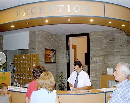 Hotel Club Aliga Retro 3*