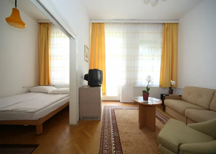 Club Aliga Retro Hotel Balatonvilágos