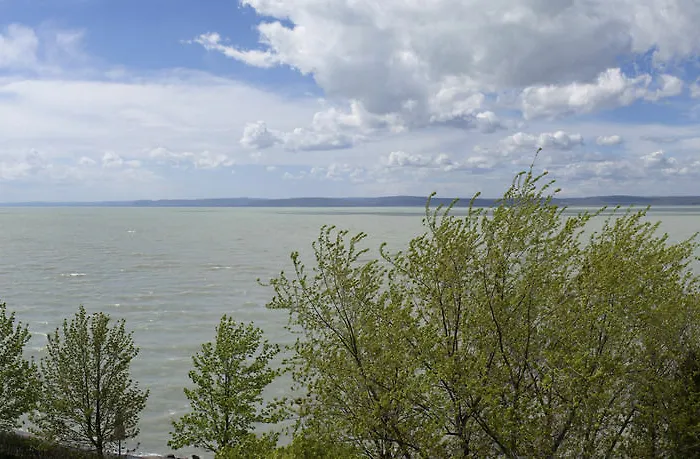 Club Aliga Retro Balatonvilágos